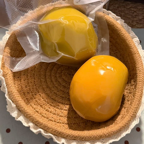 Color-Changing Mango Squishy